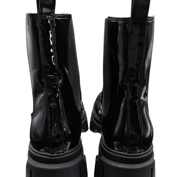 Chinese Laundry Jenny Black Patent Lug Sole Chelsea Boots Size 10 NWT - Picture 3 of 7